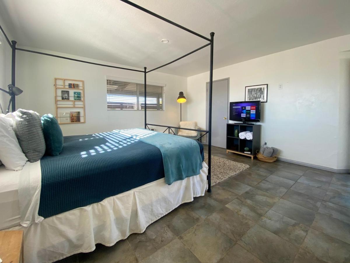 The O Spa + Resort, Adults Only Desert Hot Springs Extérieur photo